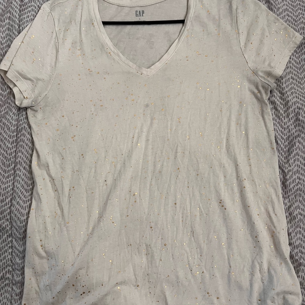 Gap tee white with gold